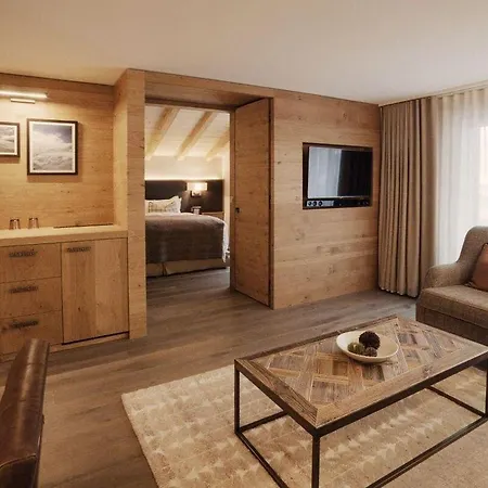 Alpine Chalet - 10 Bedrooms * Saas-Fee